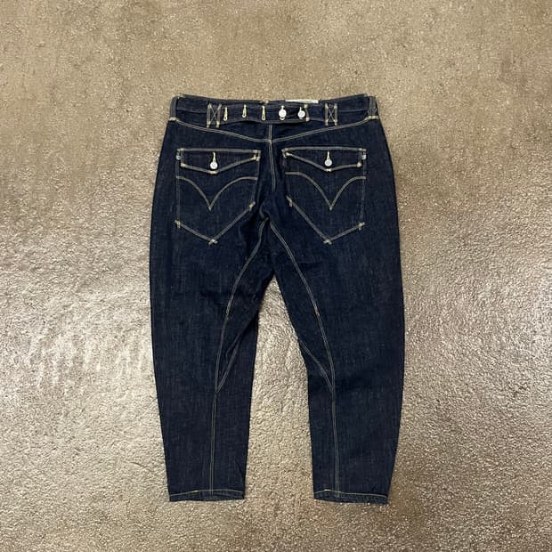 00s 리바이스 엔지니어드진 (36“)