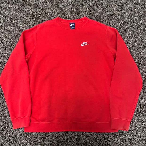 NIKE 나이키 스우시 기모 맨투맨 레드 L