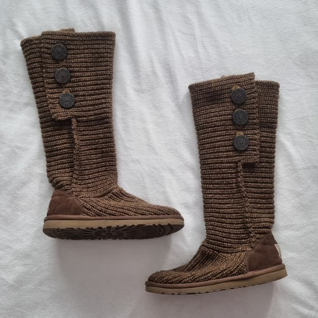 어그 니트 카디 브라운 부츠