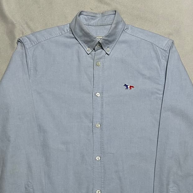 38 메종키츠네 트리컬러 폭스 스카이블루 코튼 셔츠