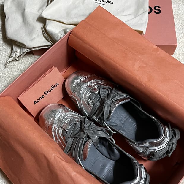 아크네스튜디오 발레플랫