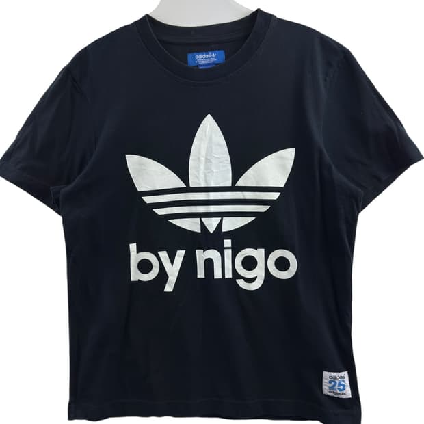아디다스 25주년 니고 프린팅 티셔츠1303