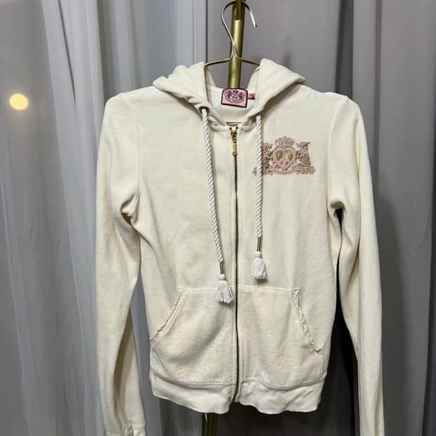 쥬시꾸뛰르 후드집업