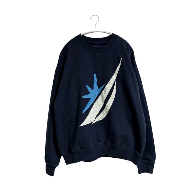 노티카 스웻셔츠