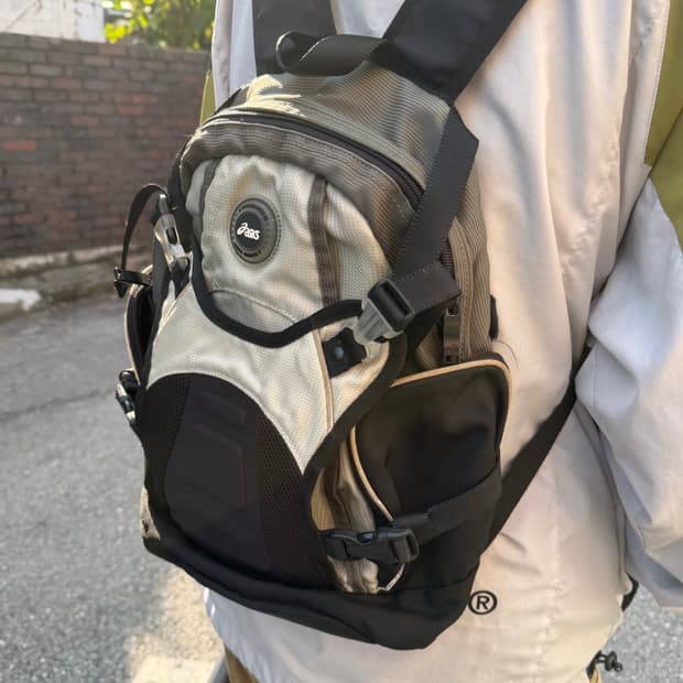 아식스 빈티지 고프코어 미니 백팩