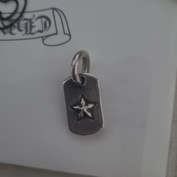 크롬하츠 타이니 스타 도그택