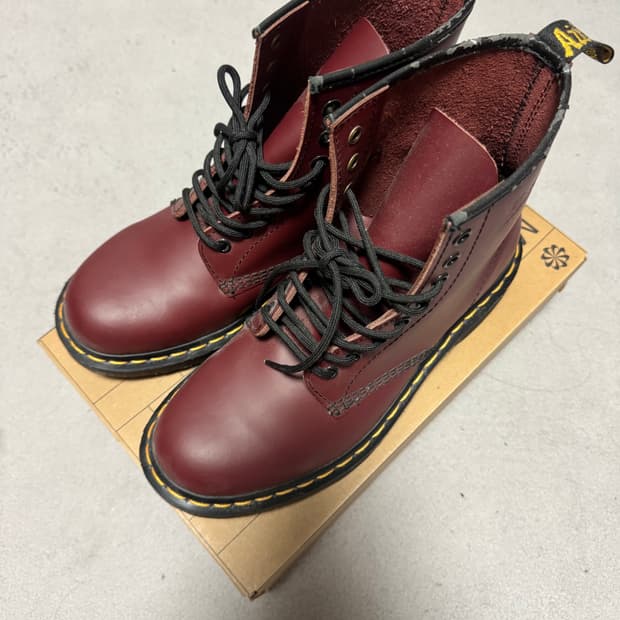 닥터마틴 1460 체리 래드 270