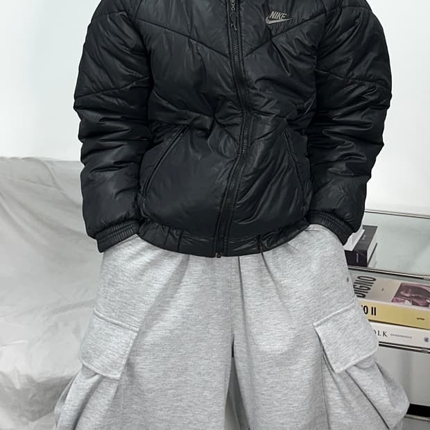 나이키 00s 블랙 유광 패딩 L
