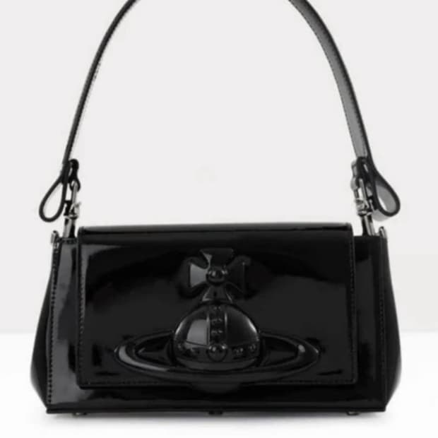 비비안웨스트우드 헤이즐 숄더백