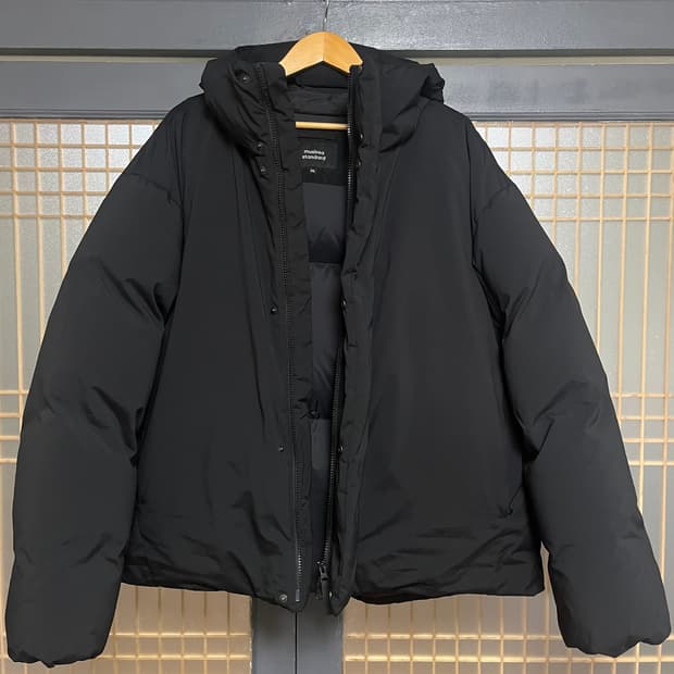 XXL)무신사스탠다드 미니멀 헤비다운패딩