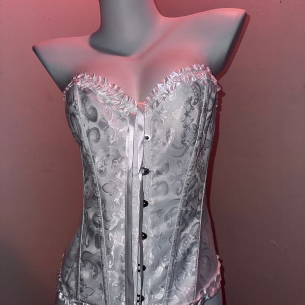 White corset 