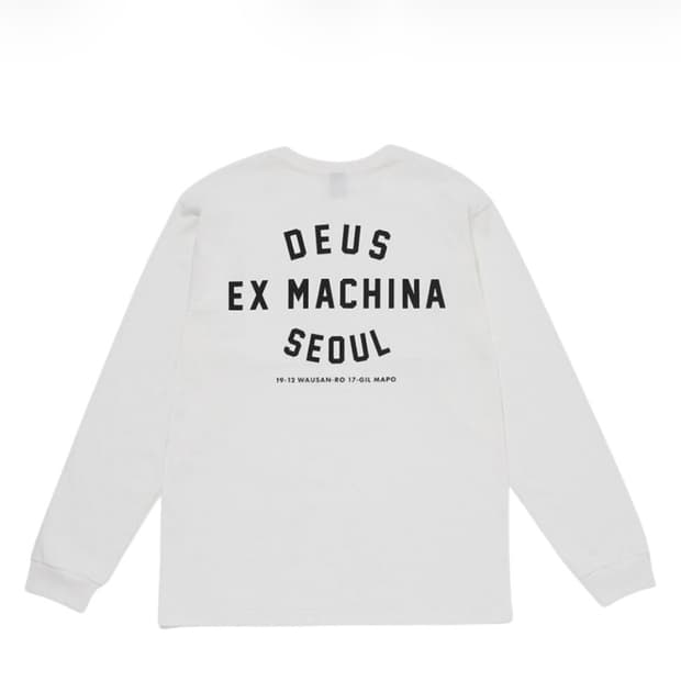 데우스 엑스 마키나 서울 컬리지 롱슬리브M