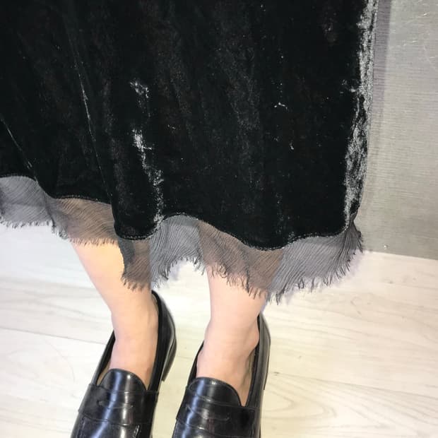 ✷ Velvet Black Skirt