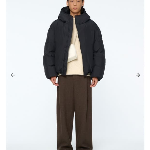 아모멘토 HOODED DOWN PUFFER 사이즈 M->S교환