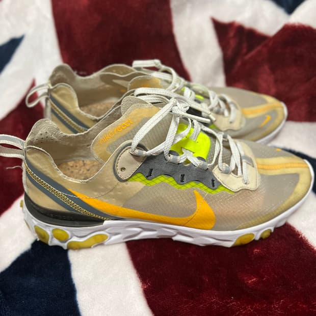 나이키 리액트 엘리먼트 87 270mm