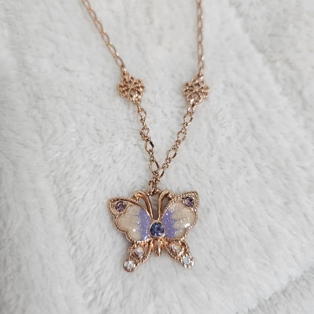 빈티지 안나수이 나비 목걸이