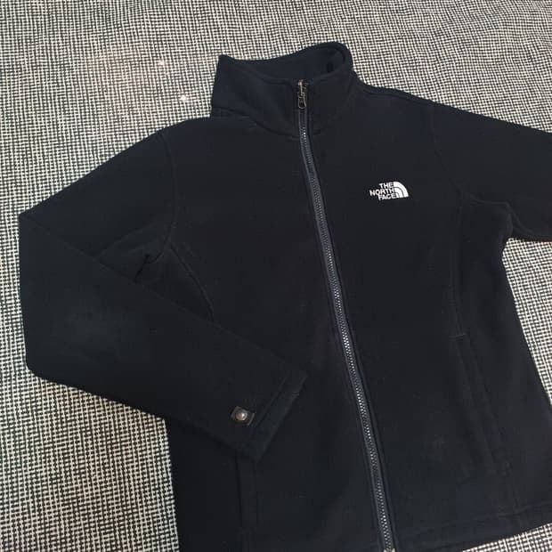 노스페이스 블랙 플리스 자켓