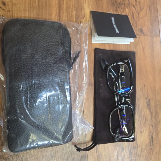 크롬하츠 pen15 안경  판매합니다 