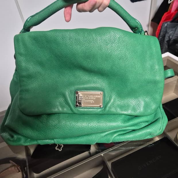 [정품] 마크바이마크제이콥스 클래식 큐 베이비 에이든 토트&숄더백 (그린