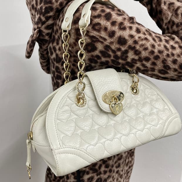 러브캣 화이트 퀼팅 갸루 체인백