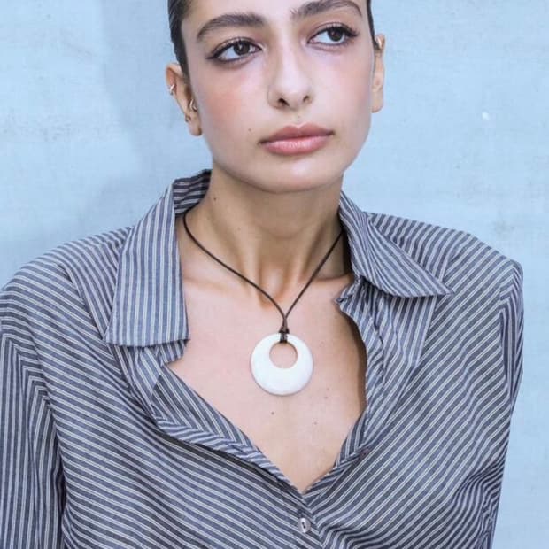 히에타 sienna 목걸이 크림