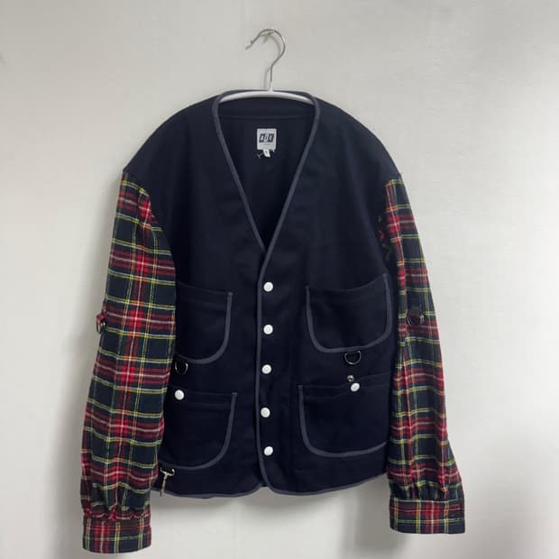 AiE 체크 자켓