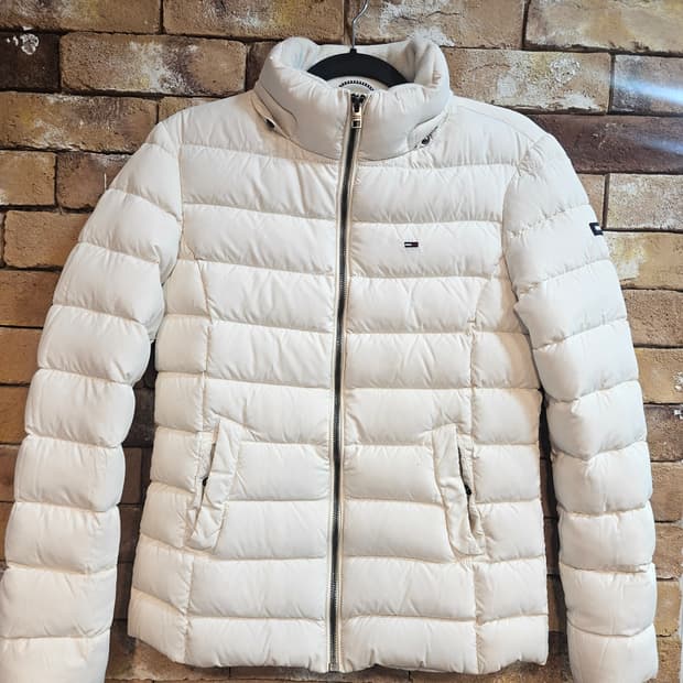 타미힐피거 화이트 여성 패딩 점퍼