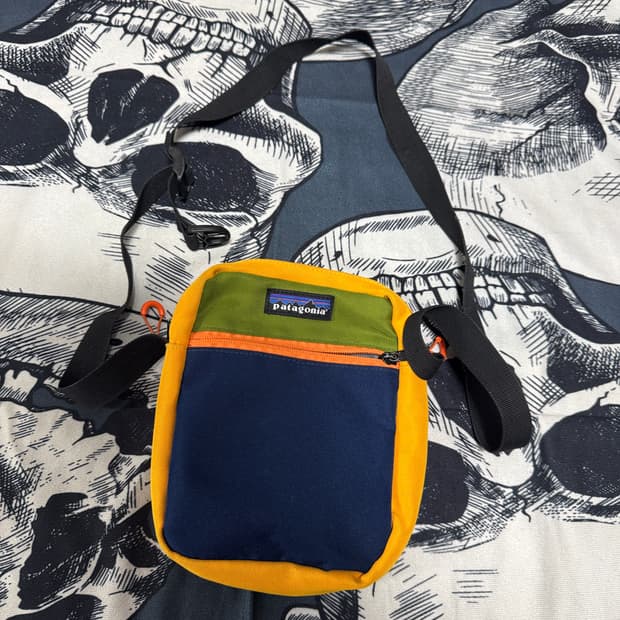 파타고니아 크로스백 24x20
