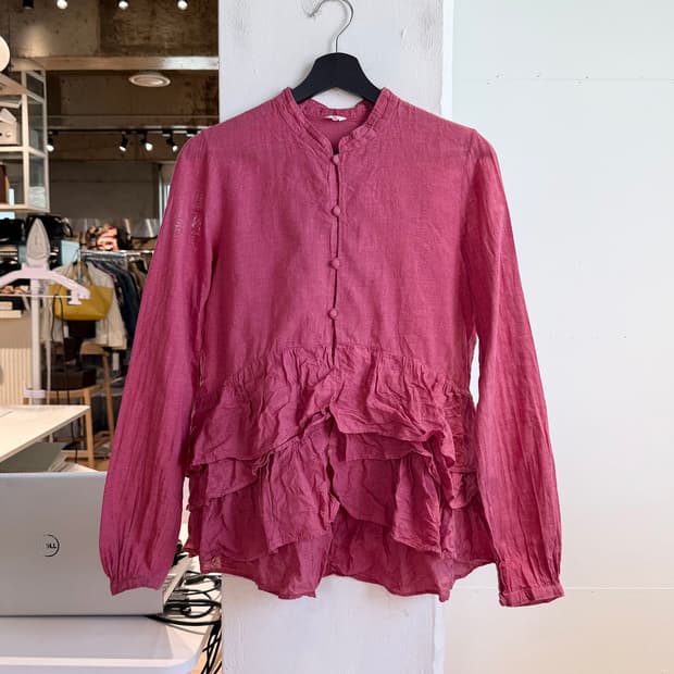 45rpm 레드 프릴 코튼 블라우스 
