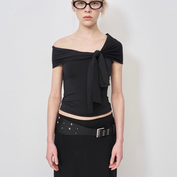 LCDC 오프숄더 탑