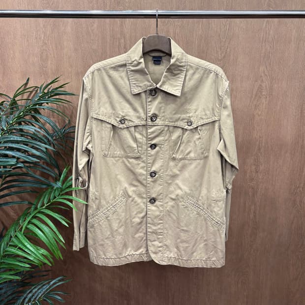디젤 코튼 사파리 셔츠 자켓 로고 자수 플랩 포켓 웨스턴 요크 베이지
