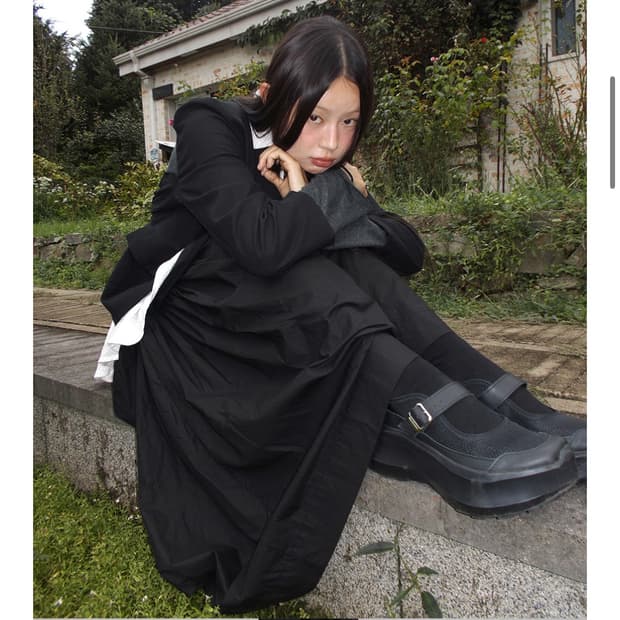 Asymmetrical Draped 롱 스커트 블랙