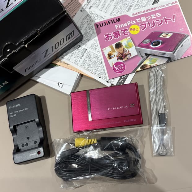 신품급 뉴진스 후지 파인픽스 Z5후속 Z100FD 빈티지 디카 카메라