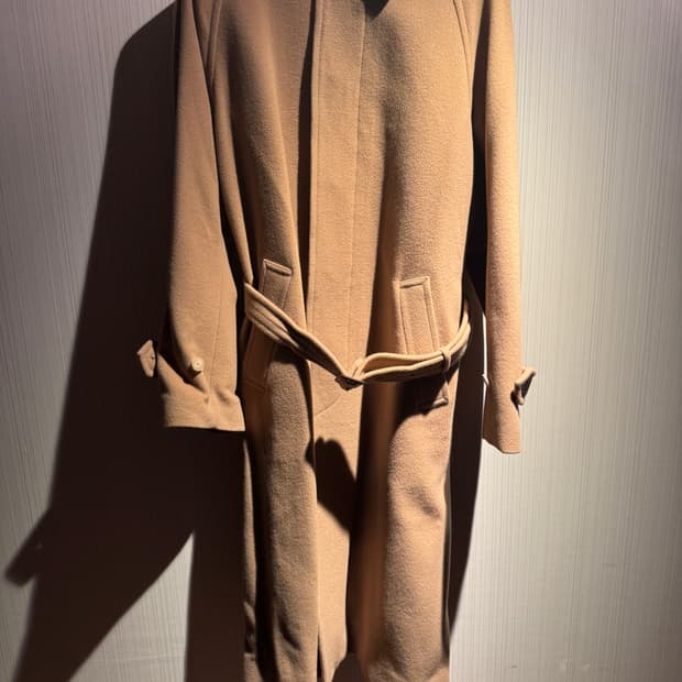 오라리 21fw 모저 수티엥 코트 카멜 베이지