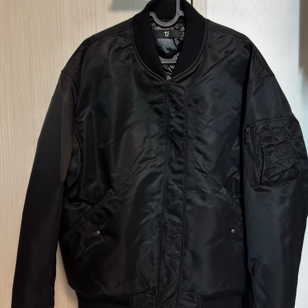 [M, 새상품] 유니클로 +J 질샌더 MA-1 블랙 판매