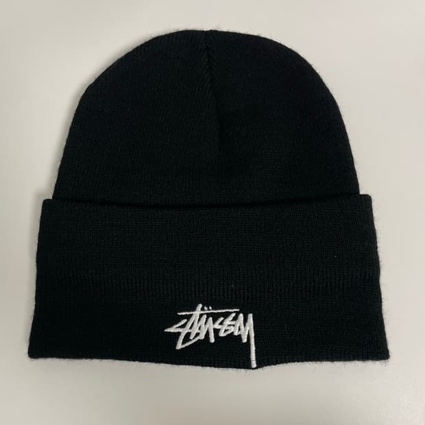 스투시 x 아워레가시 음양 비니 블랙 팝니다