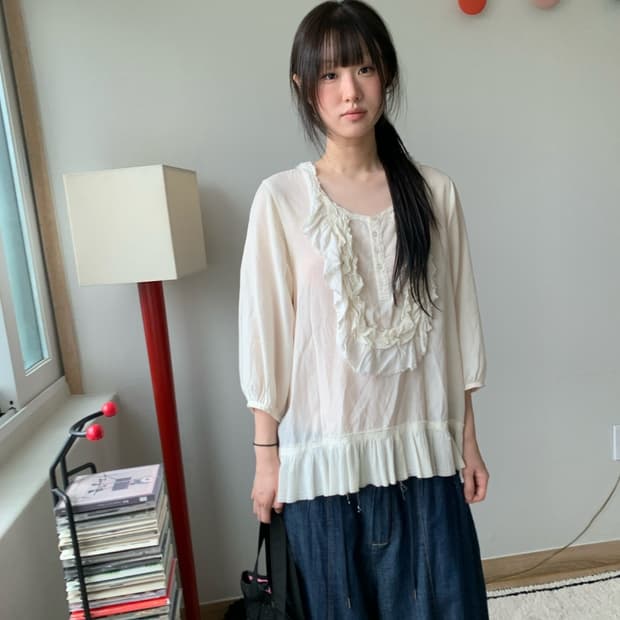 YLTS frill blouse
