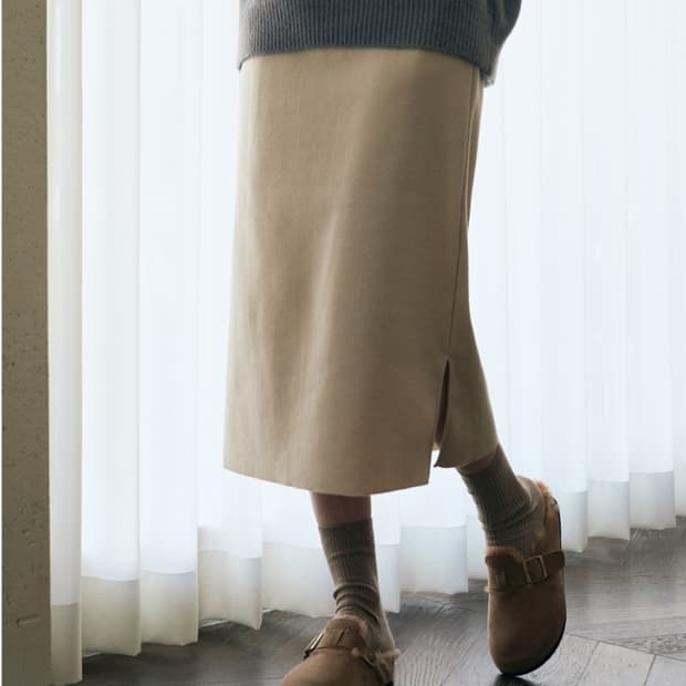 로에일 리브드 슬릿 밴딩 스커트 - 크림 프리사이즈