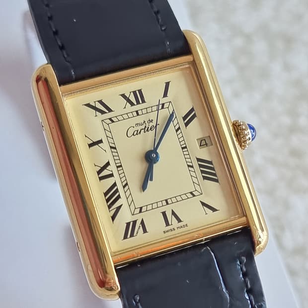까르띠에 빈티지 탱크머스트 XL 샴페인 다이얼 디버클 시계(남녀 공용)
