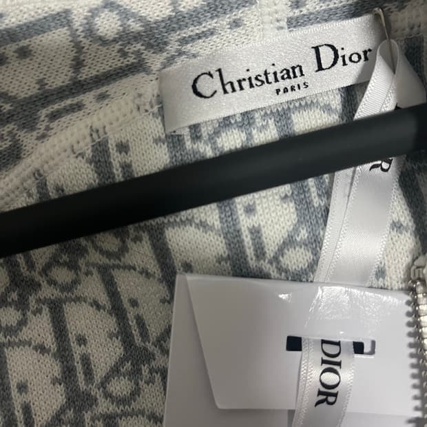 디올 오블리크 캐시미어 후드