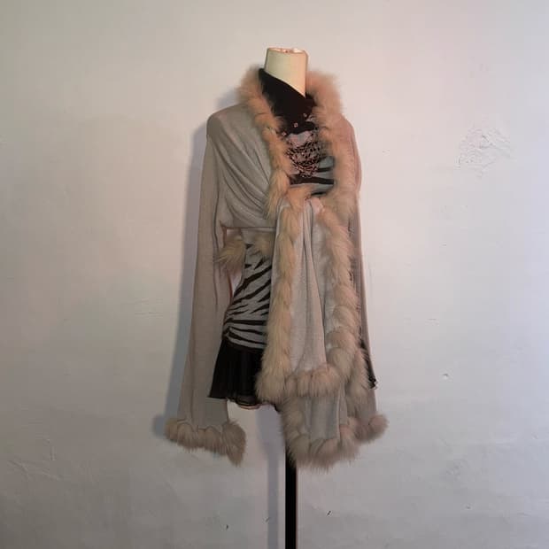 토끼 퍼 트림 언발란스 가디건