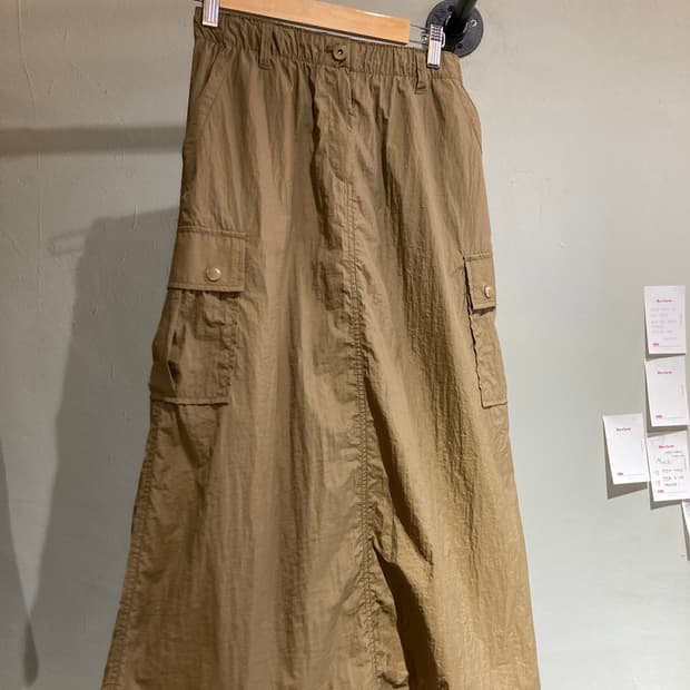 나일론 카멜스커트