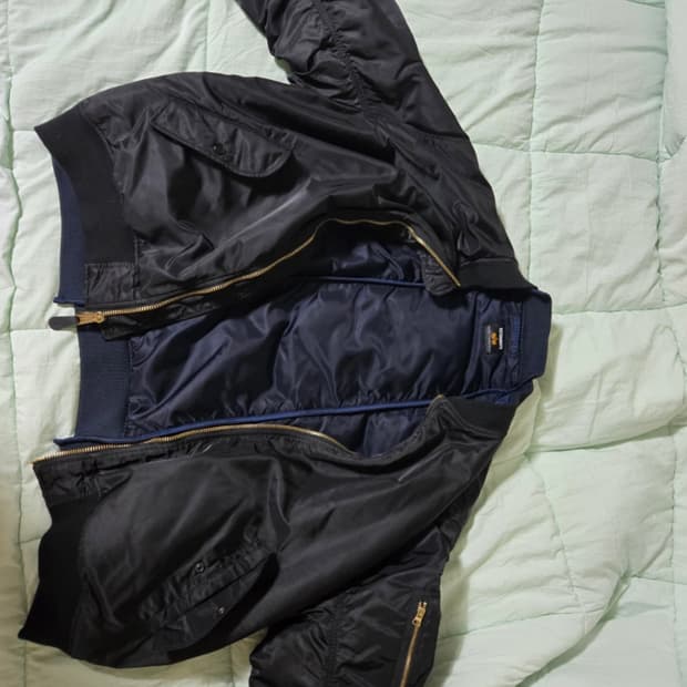 베트멍 알파인더 스트리 절개 봄버 ma-1