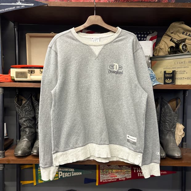 챔피온 오리지널스 디즈니랜드 투톤 링거 스웻셔츠 N1238