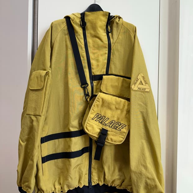 Palace 팔라스 21FW 백자켓 L