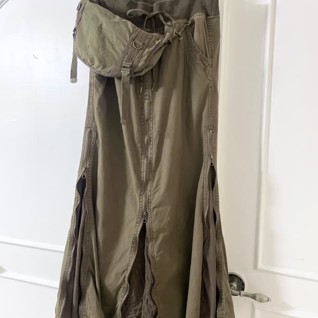 GOA 카고 스커트