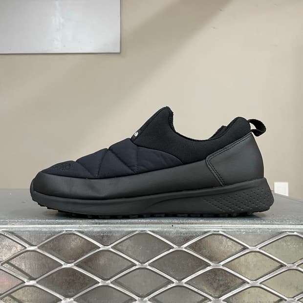 노스페이스 뮬 슬립온 클래식 270