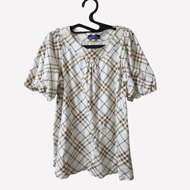 버버리 블루라벨(Burberry Blue Label) 퍼프숄더 티셔츠 3