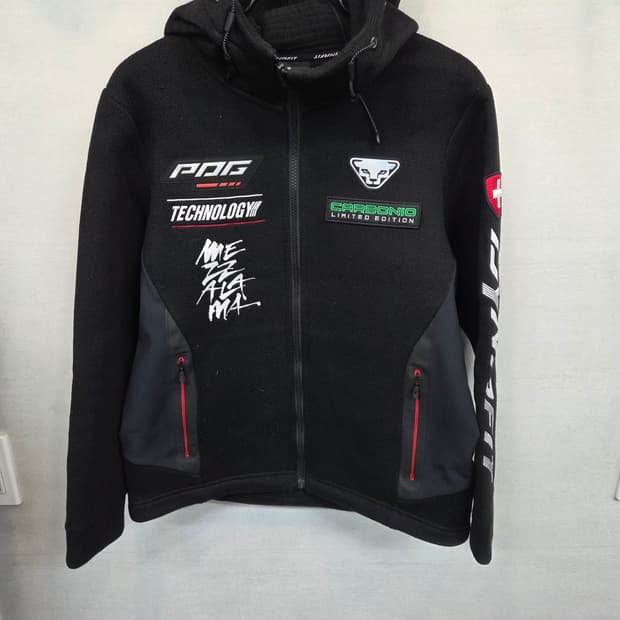 다이나핏 메짜라마 본딩 니트 후드집업 s 90