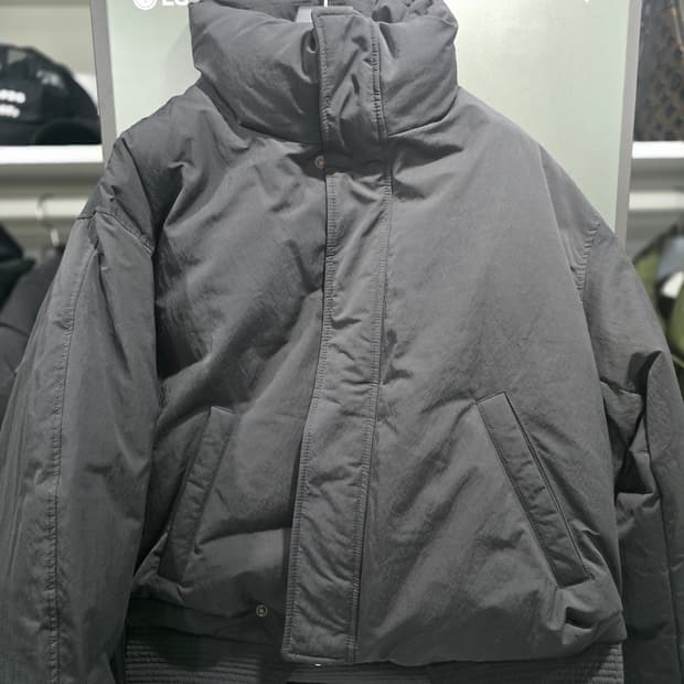 렉토 버틀러 패딩 L 팝니다